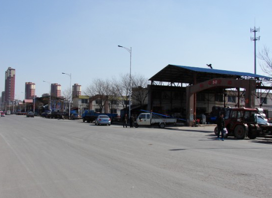 鞍山市二台子钢材市场外景图