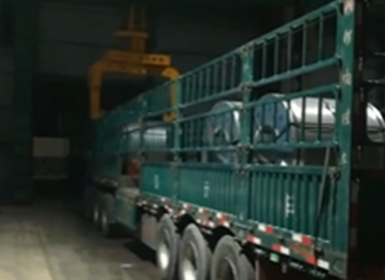 给辽宁某企业装载3000吨铝制品到湖北襄阳地区发货！